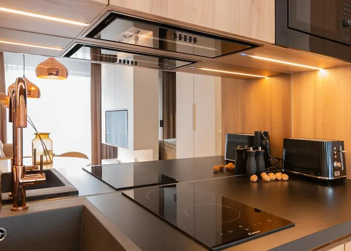 Port Boutique Basen 128 Podczele Lwowska كولوبرزيغ