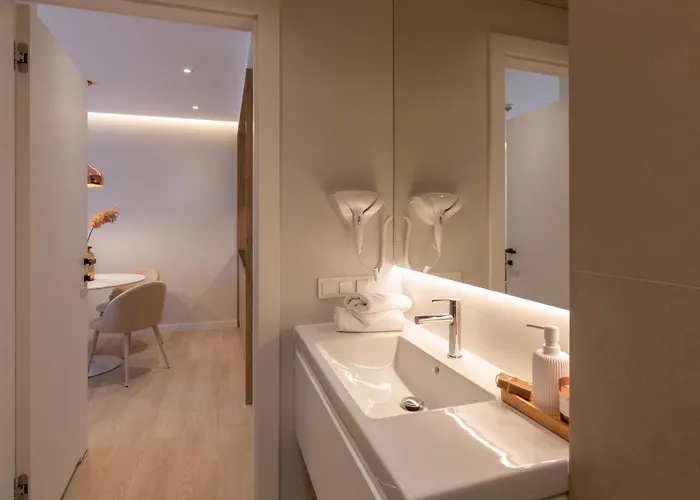 Port Boutique Basen 128 Podczele Lwowska شقة *