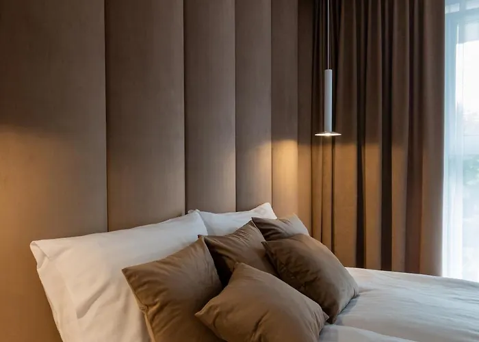 Port Boutique Basen 128 Podczele Lwowska *