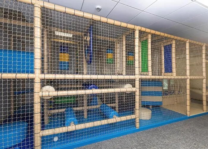 Port Boutique Basen 128 Podczele Lwowska كولوبرزيغ